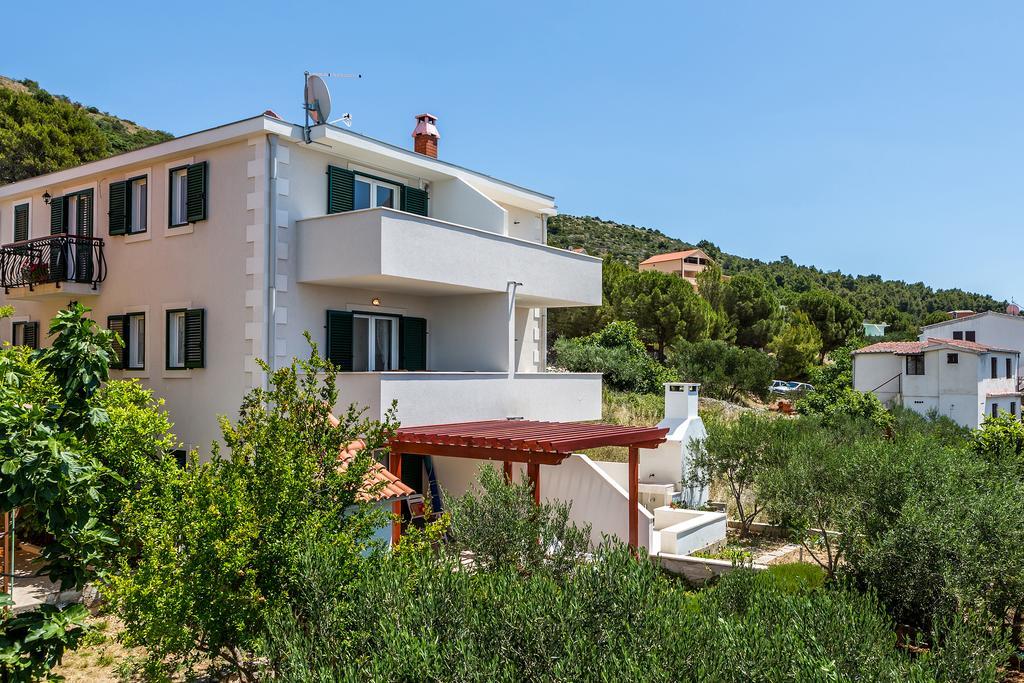 Apartments Oleandar Rogoznica  Oda fotoğraf