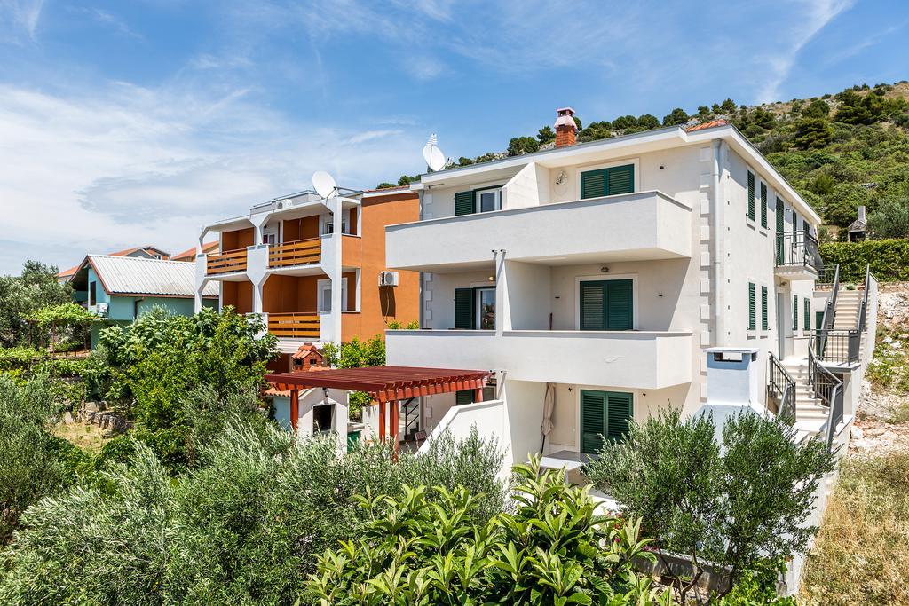 Apartments Oleandar Rogoznica  Oda fotoğraf